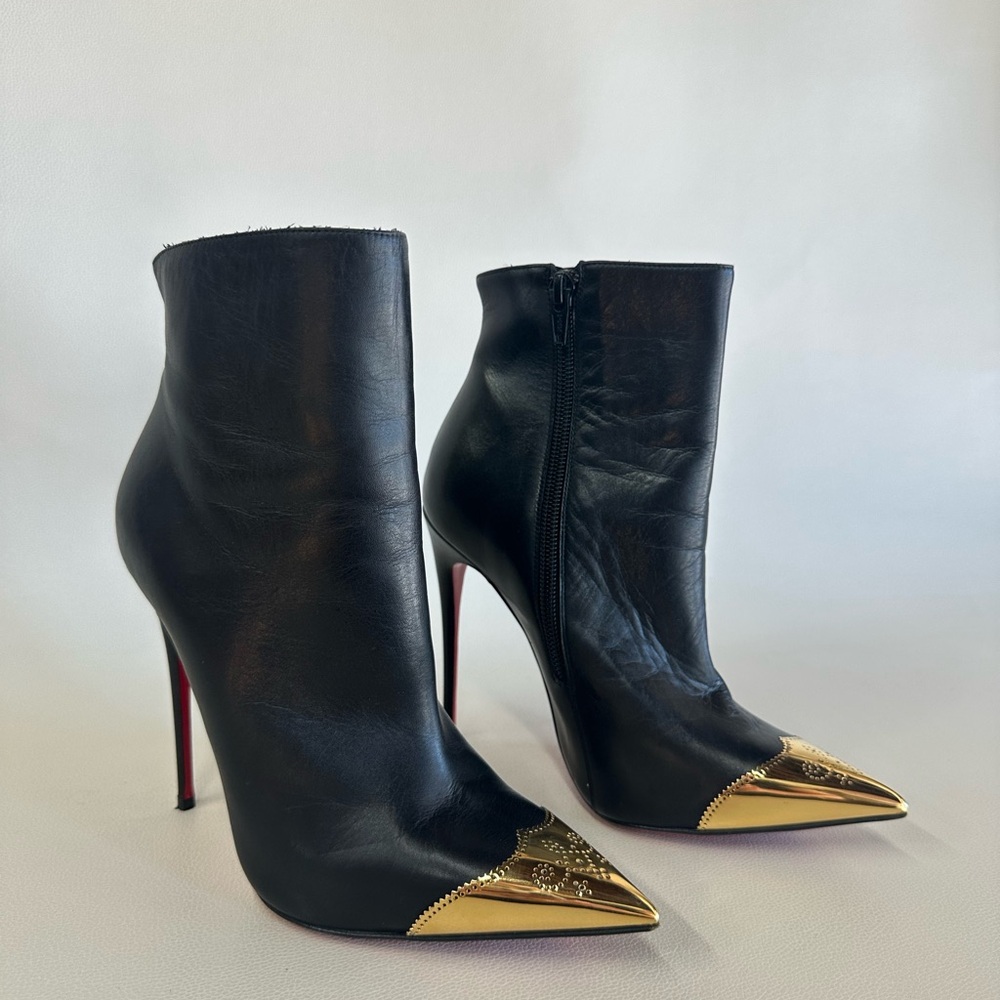 Christian Louboutin Black Leather Calamijane Pointed-Toe Ankle Booties